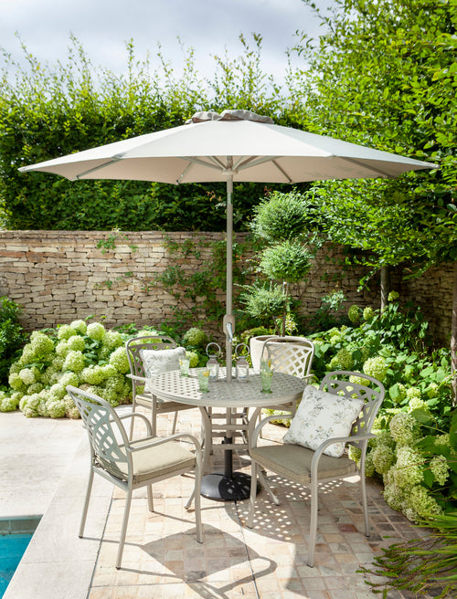 Hartman Berkeley 4 Seater Round Dining Set